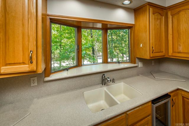 233 Snead Drive, Fairfield Bay, AR 72088