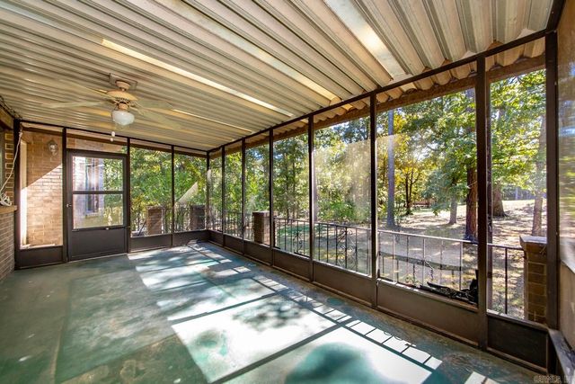 233 Snead Drive, Fairfield Bay, AR 72088