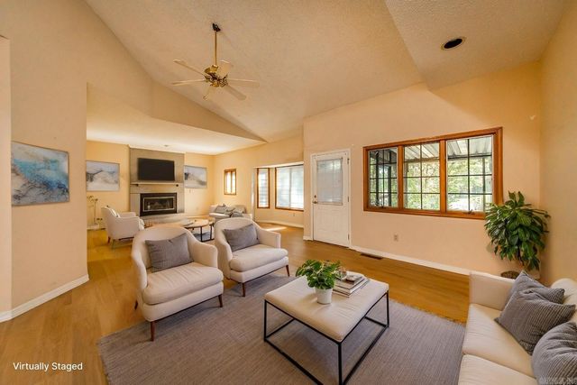 233 Snead Drive, Fairfield Bay, AR 72088