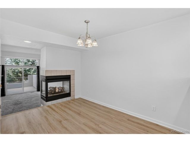 4122 Riley Dr, Longmont, CO 80503