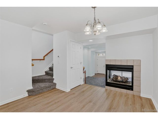 4122 Riley Dr, Longmont, CO 80503