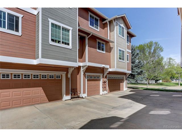 4122 Riley Dr, Longmont, CO 80503