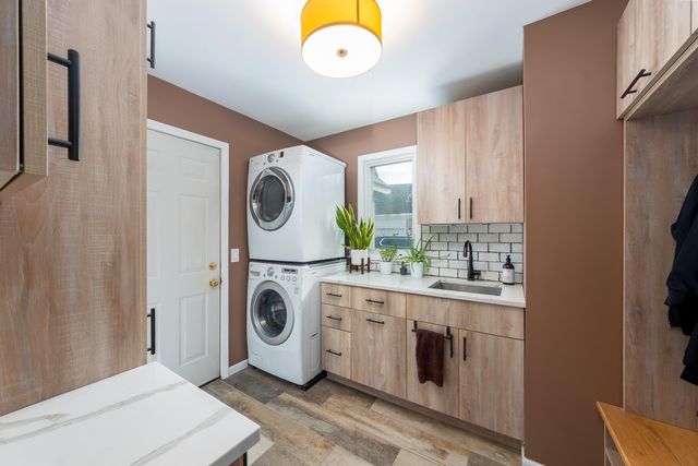 43121 Ashbury Drive, Novi, MI 48375