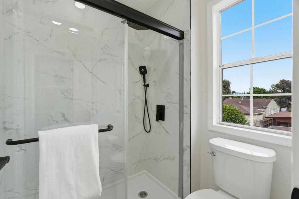 Image 29 of property listing at 374 Marquetry Court, San Jose, CA 95116