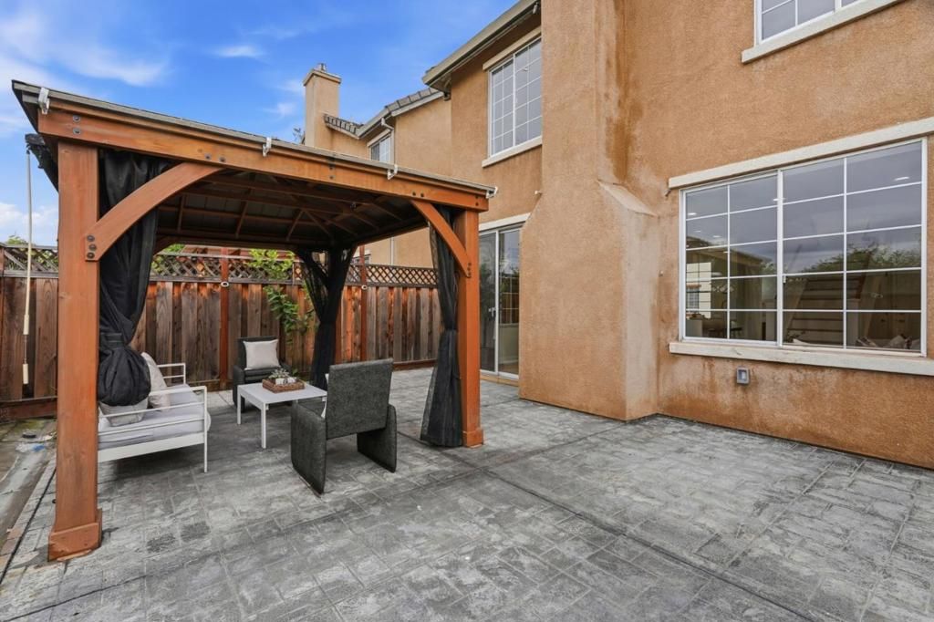 Image 41 of property listing at 374 Marquetry Court, San Jose, CA 95116