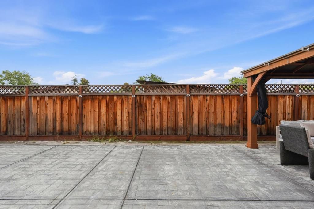 Image 42 of property listing at 374 Marquetry Court, San Jose, CA 95116