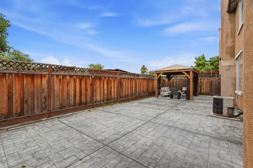 Image 43 of property listing at 374 Marquetry Court, San Jose, CA 95116