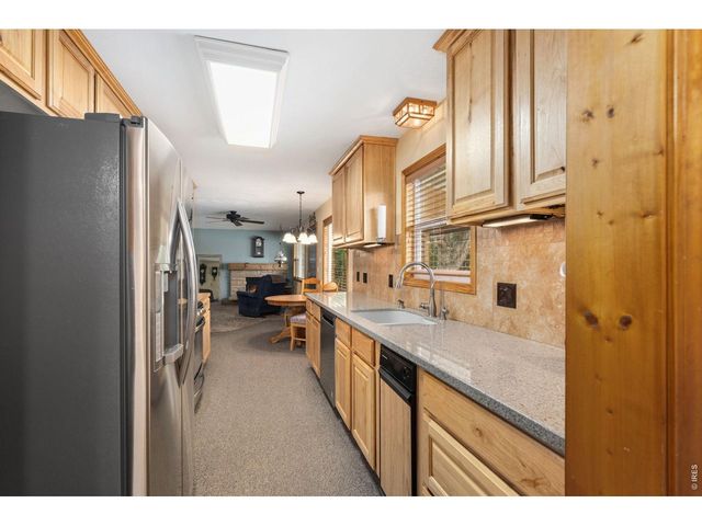 1225 N 4th St, Berthoud, CO 80513