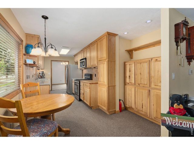 1225 N 4th St, Berthoud, CO 80513