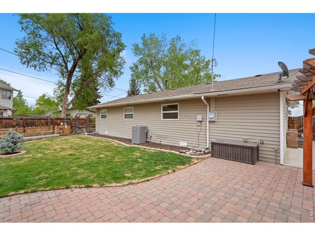 1225 N 4th St, Berthoud, CO 80513