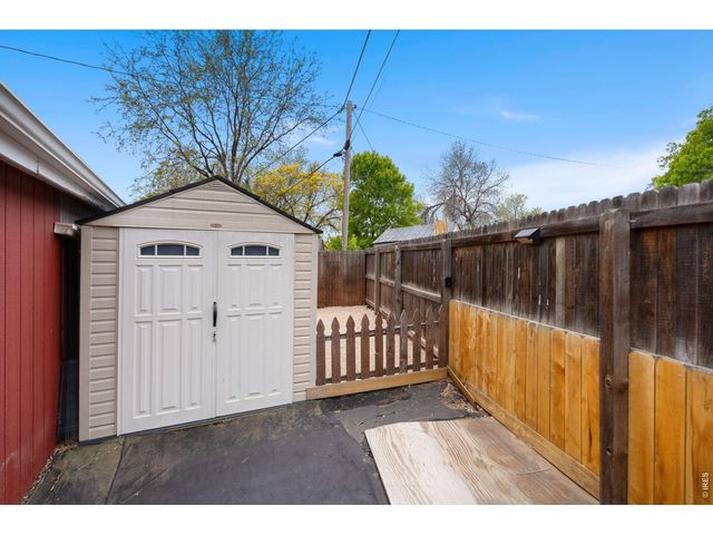 1225 N 4th St, Berthoud, CO 80513