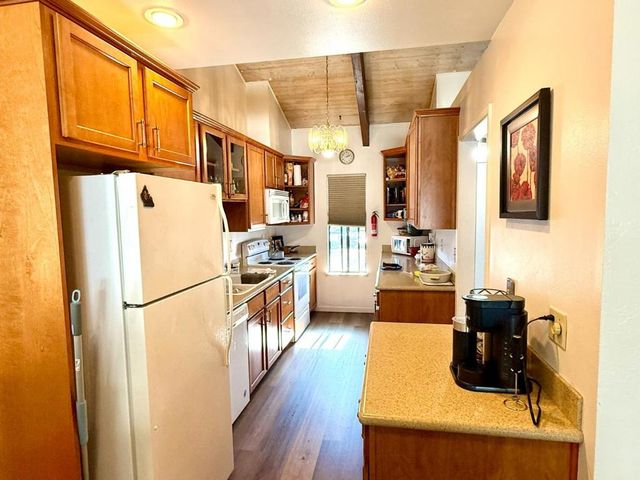 166 Kern Street 26, Salinas, CA 93905