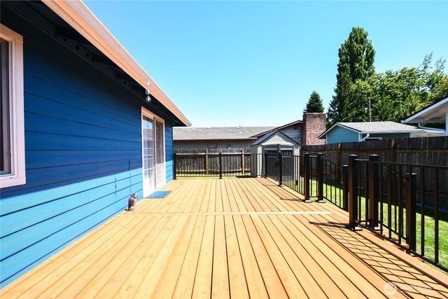 2102 35th Avenue, Longview, WA 98632