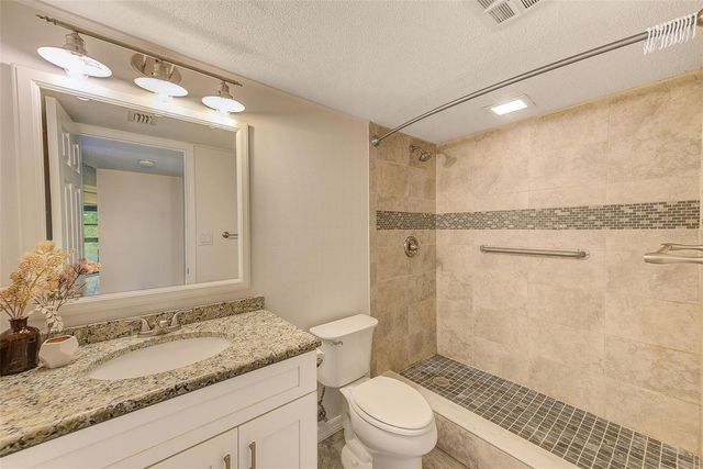 1001 S BAYSHORE BOULEVARD 108, Safety Harbor, FL 34695