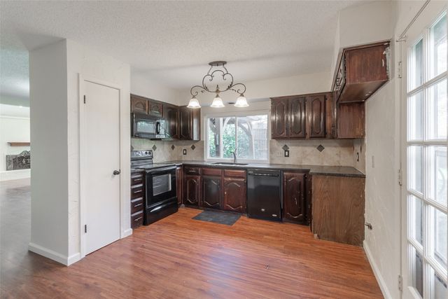 1501 Barclay Drive, Richardson, TX 75081