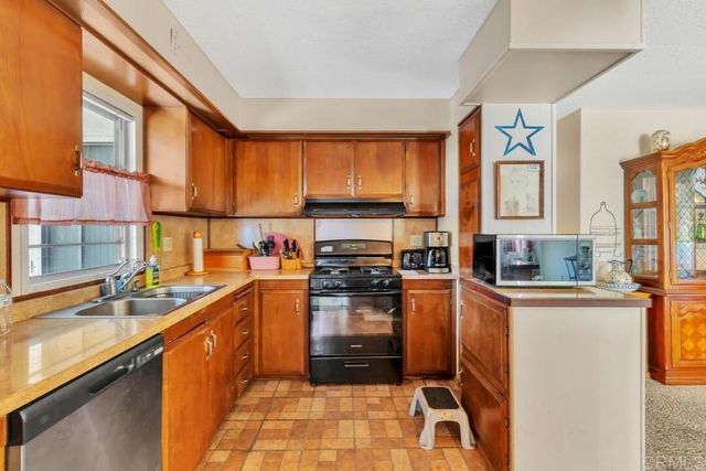 716 S 2nd street 194, El Cajon, CA 92019