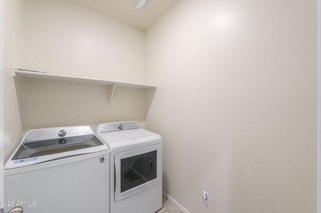 1043 W AVALON CANYON Drive, Casa Grande, AZ 85122