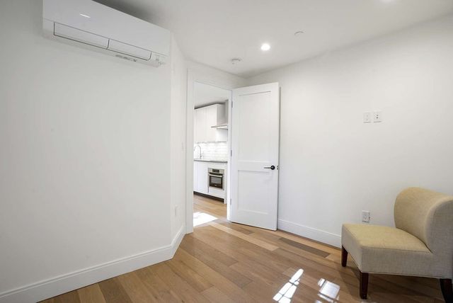 72 Beacon Street A, Boston, MA 02108