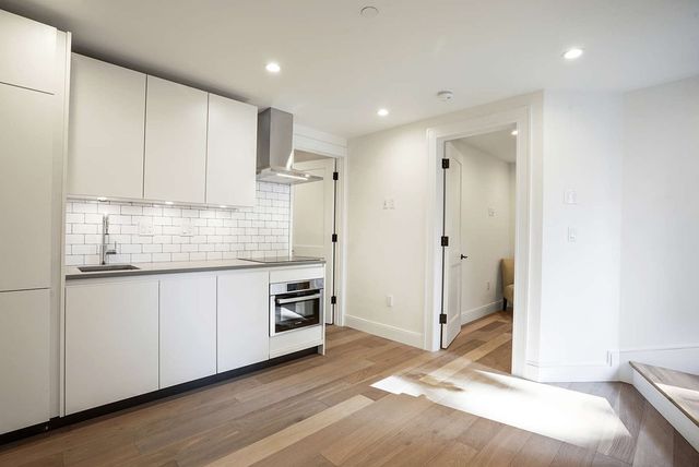 72 Beacon Street A, Boston, MA 02108