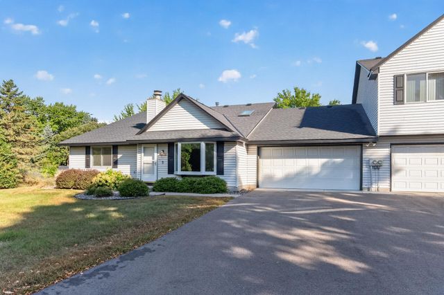 3630 Gershwin Lane N, Oakdale, MN 55128