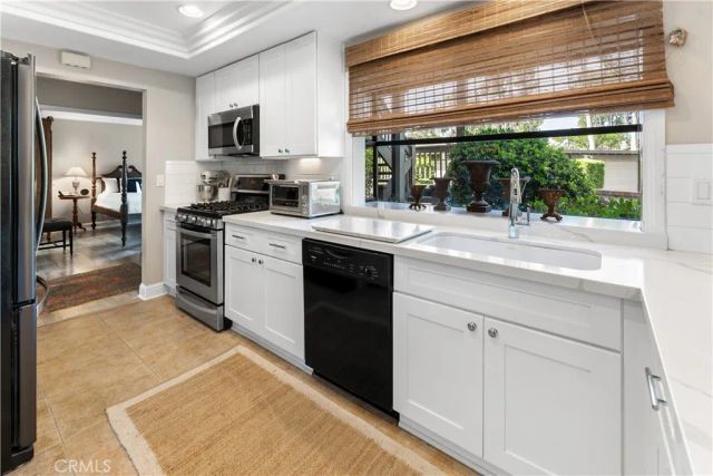 1 Cerrito, Irvine, CA 92612