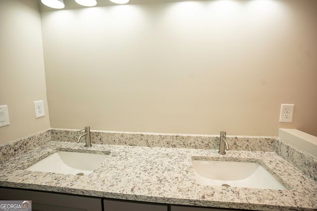 428 Bob Whte, Macon, GA 31216