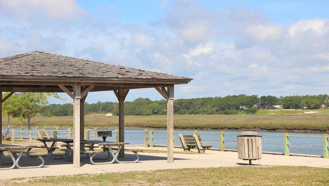 723 Grateful Dr., Little River, SC 29566