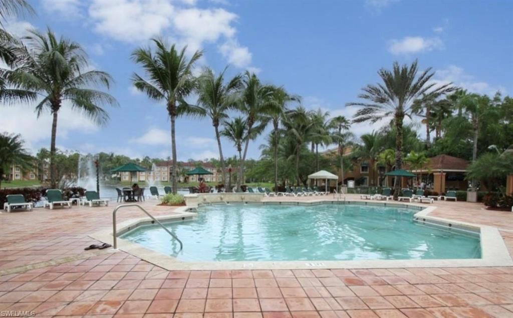 1260 Wildwood Lakes BLVD 107, Naples, FL 34104