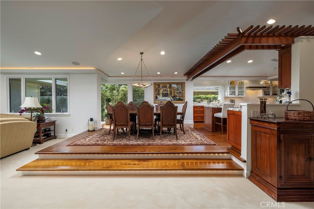 Image 11 of property listing at 1849 Seadrift, Corona Del Mar, CA 92625