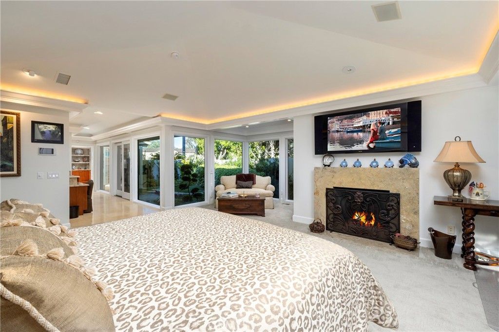 Image 19 of property listing at 1849 Seadrift, Corona Del Mar, CA 92625