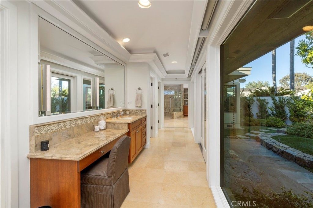 Image 20 of property listing at 1849 Seadrift, Corona Del Mar, CA 92625