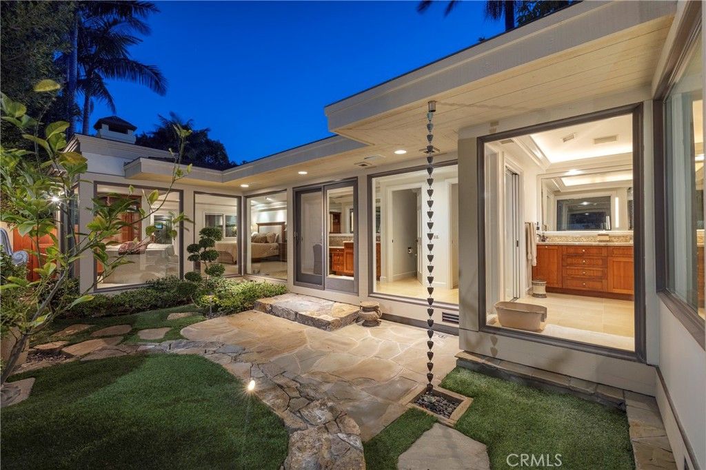 Image 29 of property listing at 1849 Seadrift, Corona Del Mar, CA 92625