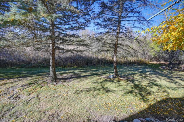 1946 White Birch Court, Rochester, MI 48309