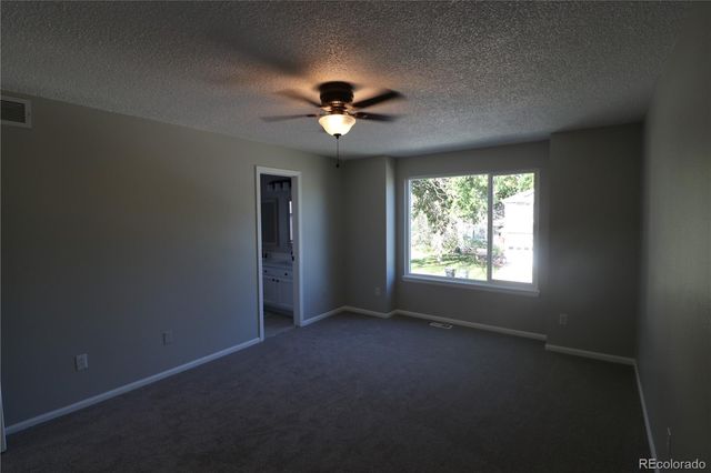 5566 S Ireland Street, Aurora, CO 80015