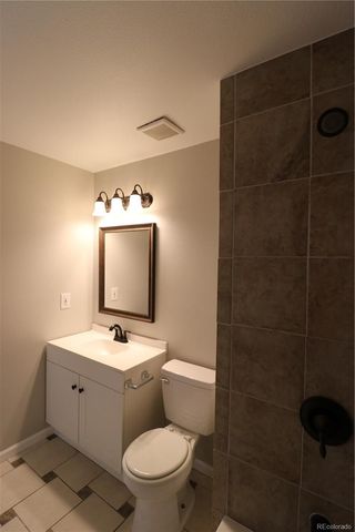 5566 S Ireland Street, Aurora, CO 80015