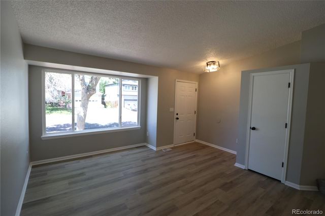 5566 S Ireland Street, Aurora, CO 80015