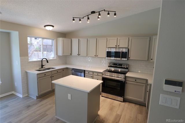5566 S Ireland Street, Aurora, CO 80015