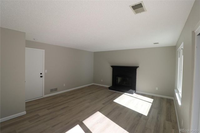 5566 S Ireland Street, Aurora, CO 80015