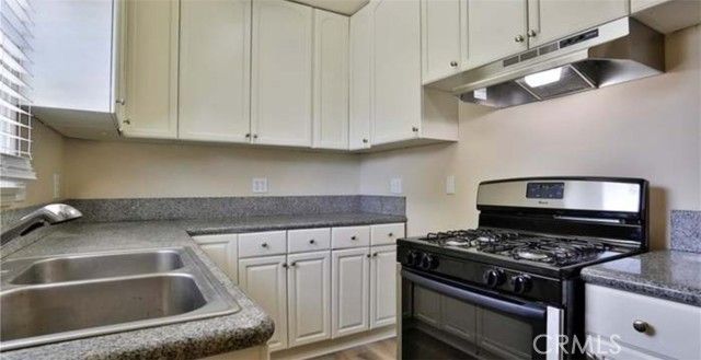 17923 Dorsey Way, Fontana, CA 92335