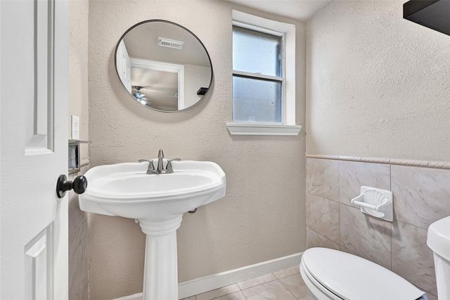 10519 Pleasanton Drive, Houston, TX 77038