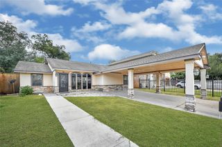 10519 Pleasanton Drive, Houston, TX 77038