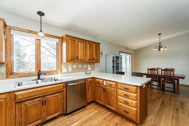 1308 38th Street SW, Rochester, MN 55902