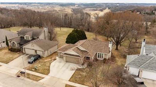 1308 38th Street SW, Rochester, MN 55902