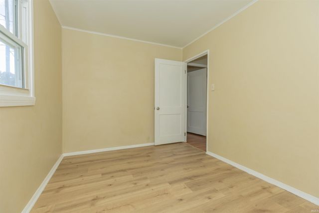 1827 Madison Avenue, Evansville, IN 47714