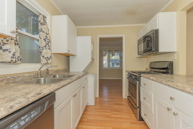 1827 Madison Avenue, Evansville, IN 47714