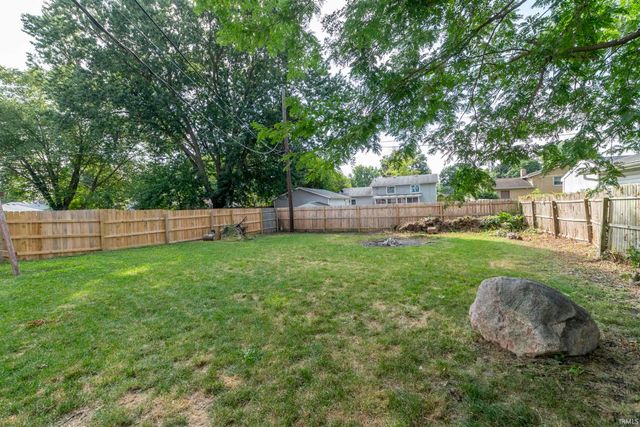 2653 Prescott Drive, Mishawaka, IN 46544