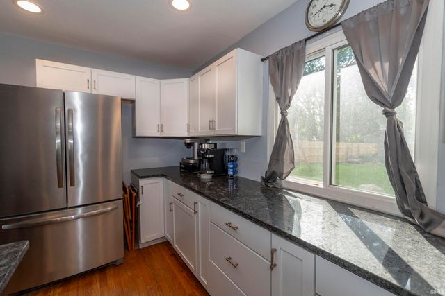 2653 Prescott Drive, Mishawaka, IN 46544