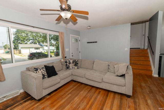 2653 Prescott Drive, Mishawaka, IN 46544