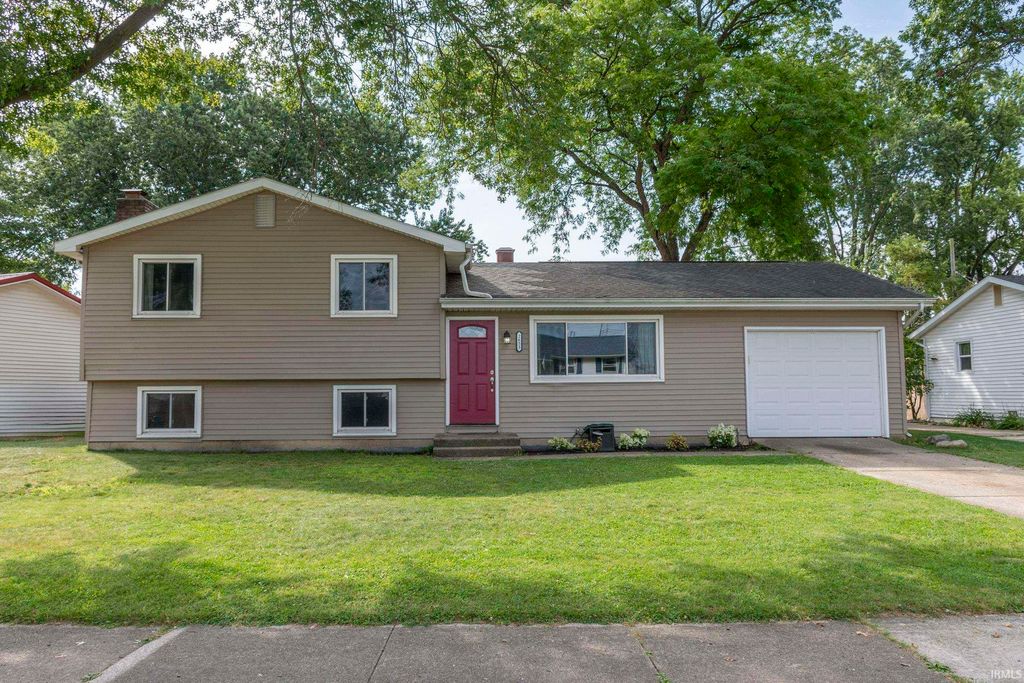 2653 Prescott Drive, Mishawaka, IN 46544