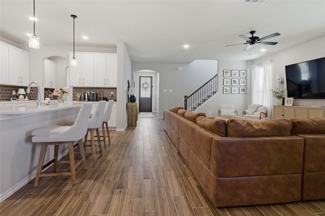 2960 Dixondale Drive, Fort Worth, TX 76108